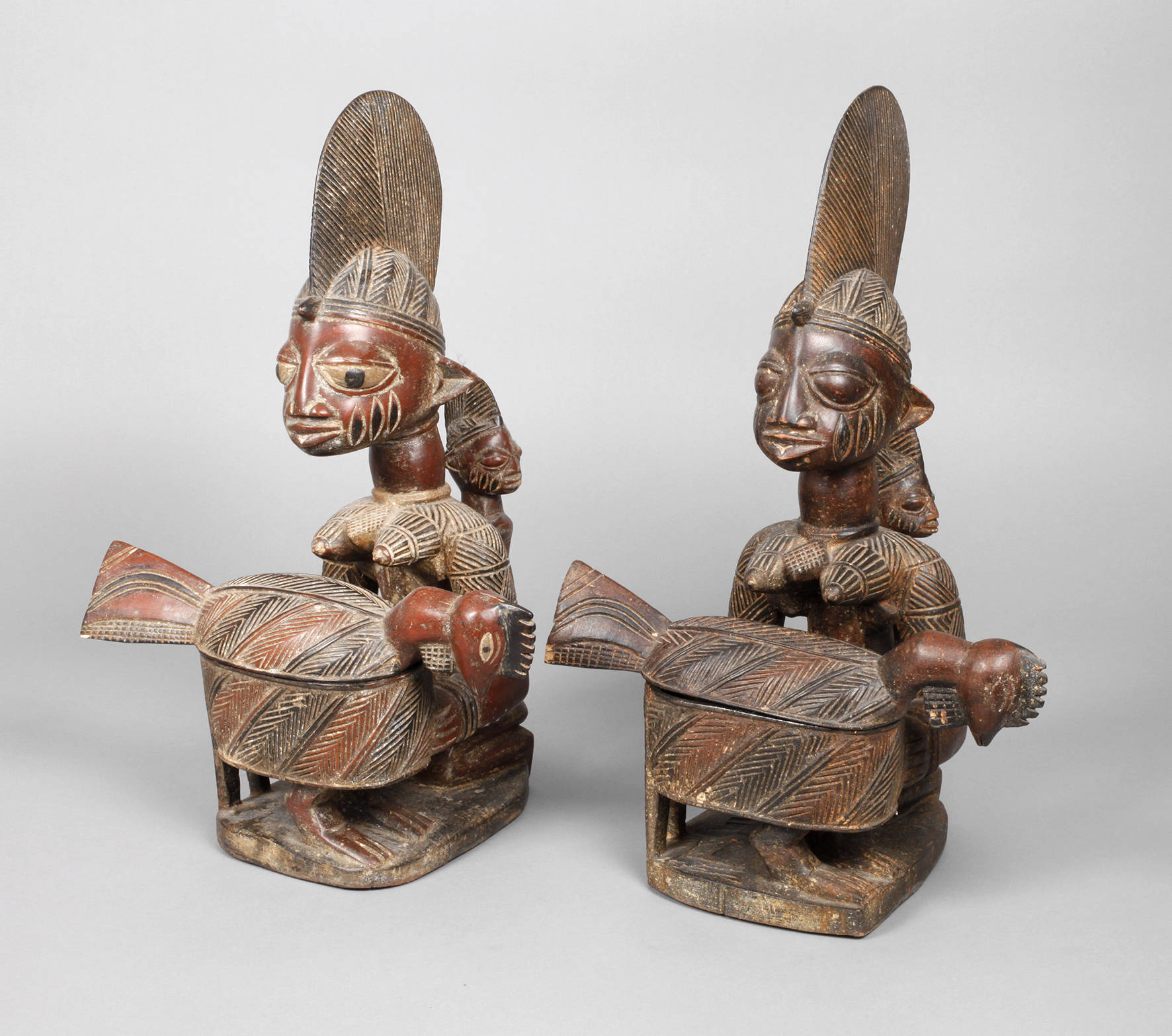 Zwei Teile Stammeskunst der Yoruba