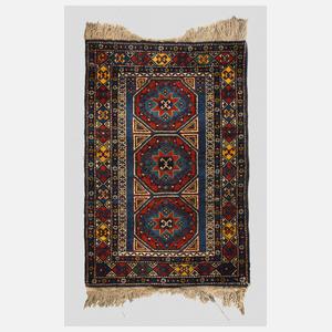 Teppich mit Kaukasus-Motiv