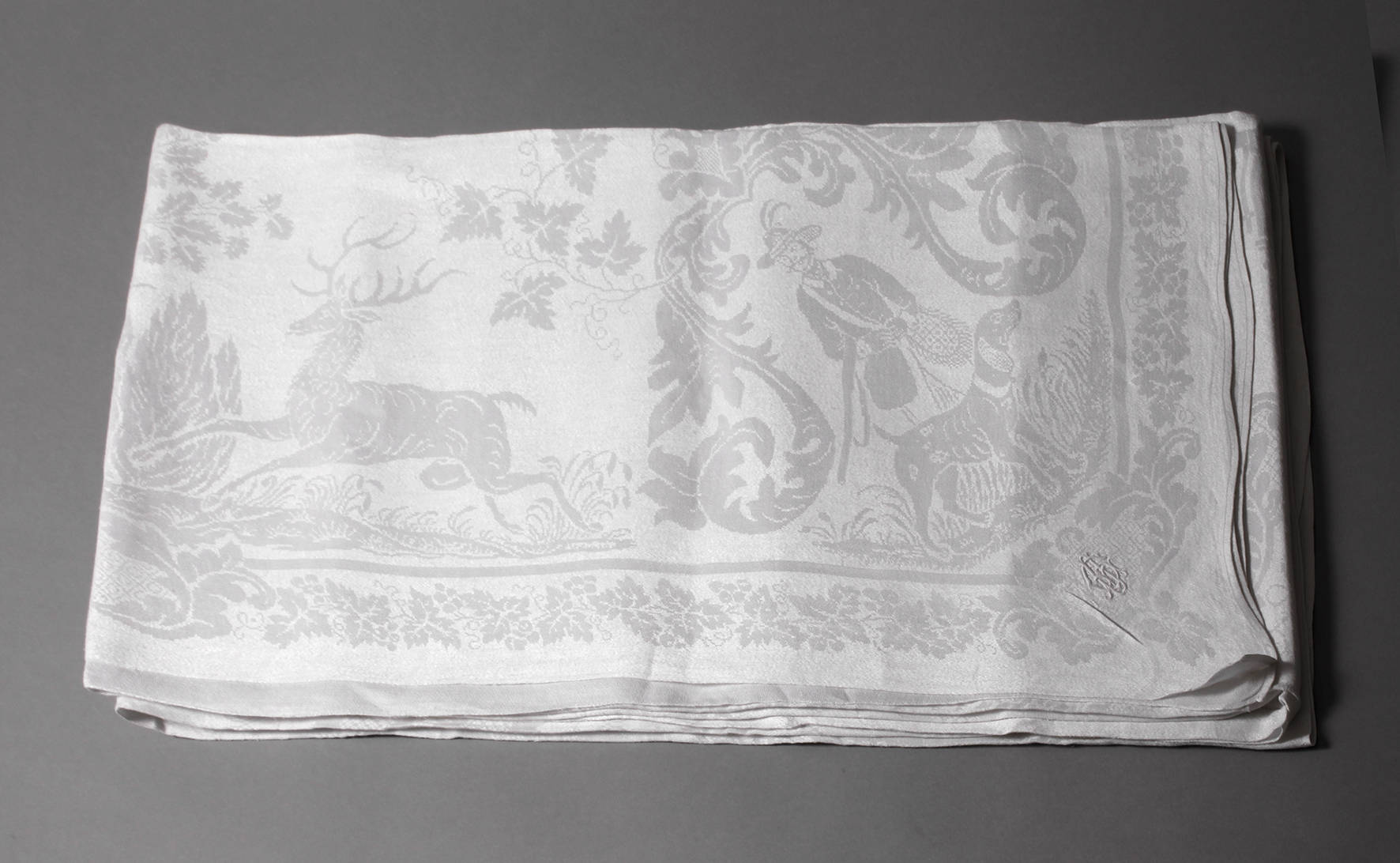 Prachttafeltuch Jagdszenen