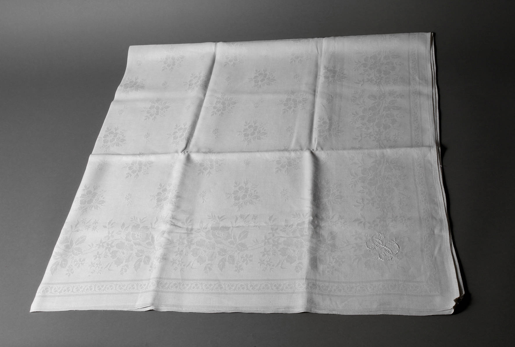 Tischtuch Floraldekor