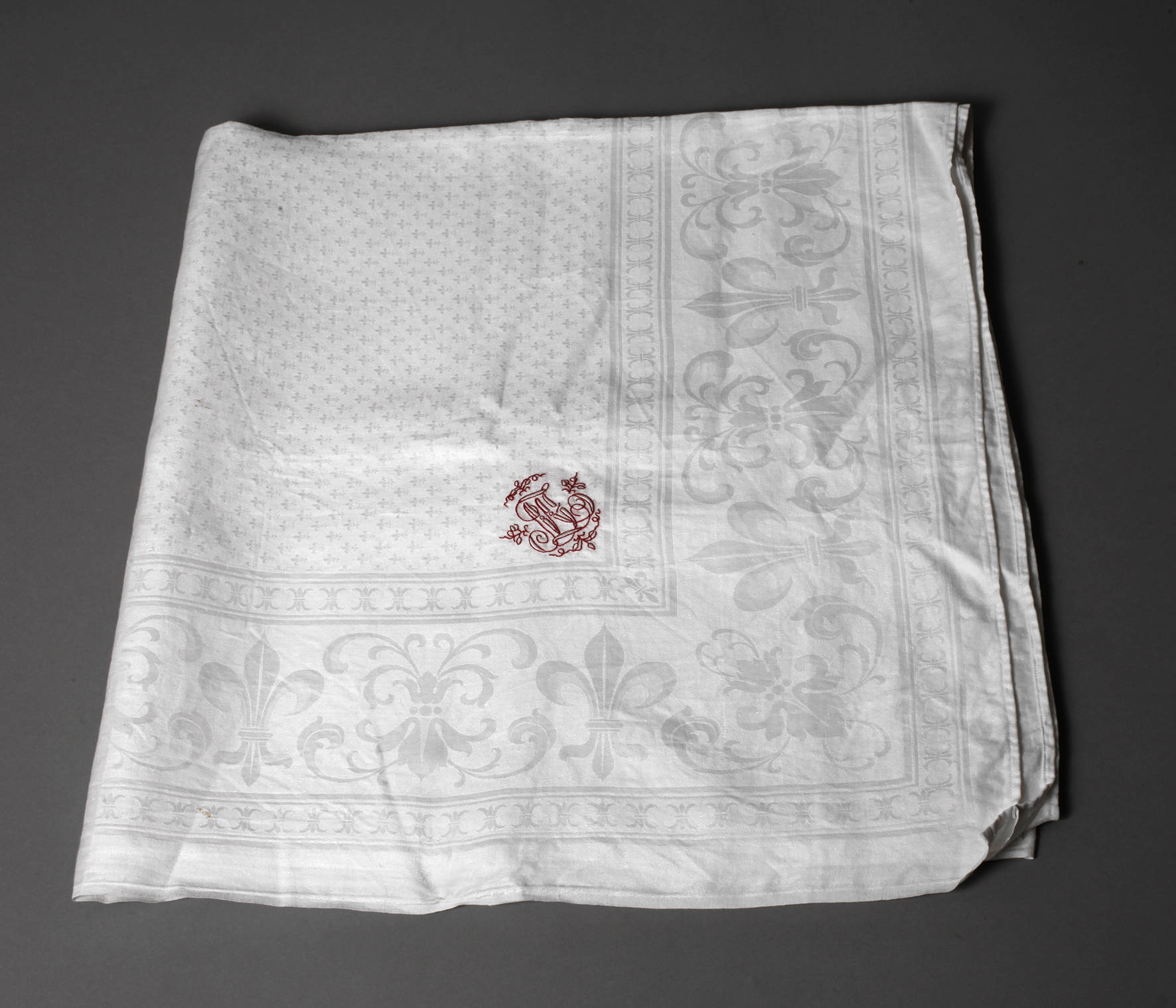 Tafeltuch Bourbon-Liliendekor