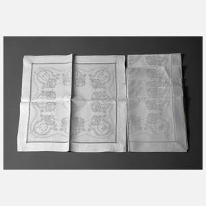 Sechs Servietten Rosendekor