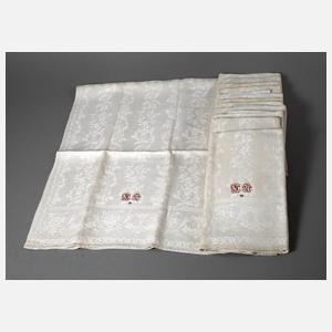 Zwölf Handtücher Floraldekor