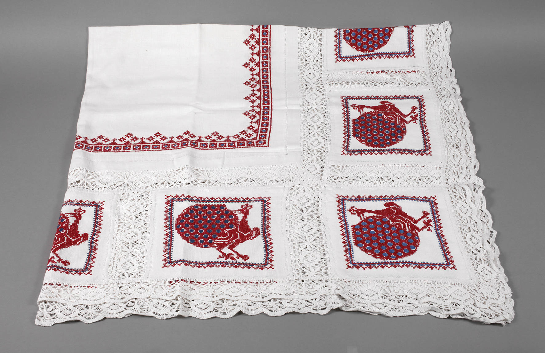 Große Handarbeitsdecke