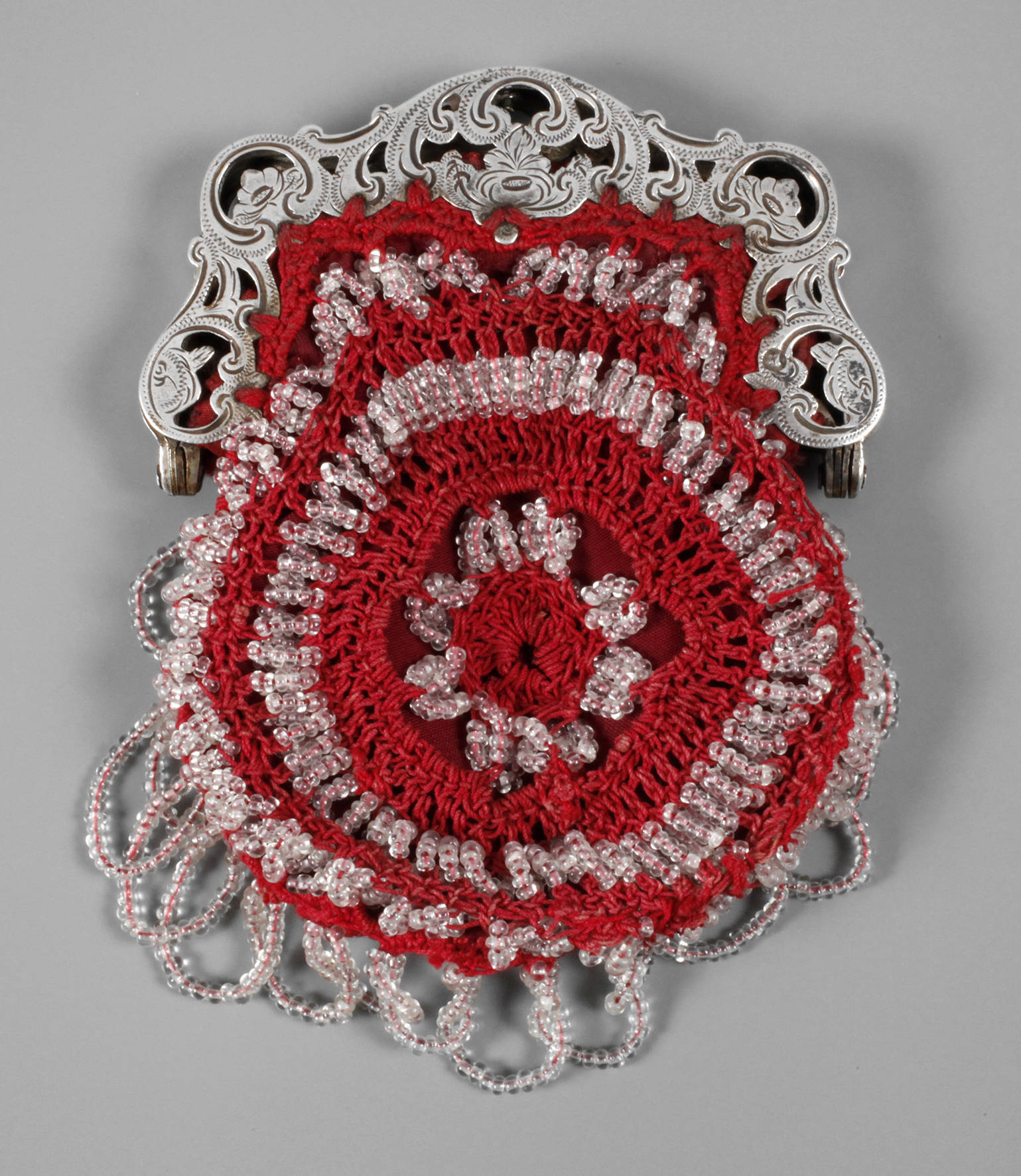 Geldbörse Silber mit Perlenstickerei