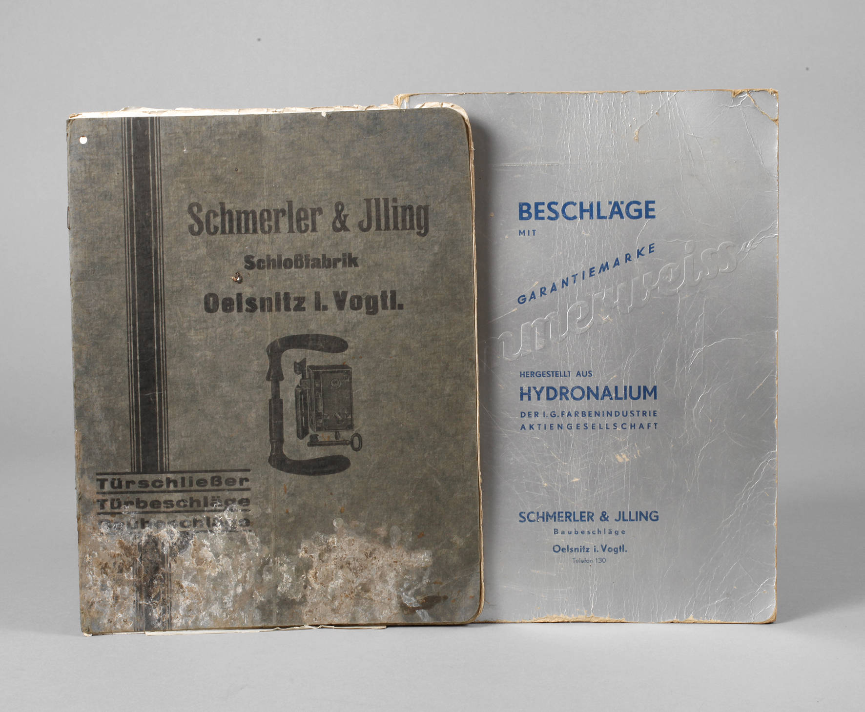 Zwei Firmenkataloge Beschläge