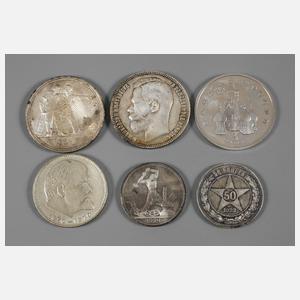 Sechs Münzen Russland