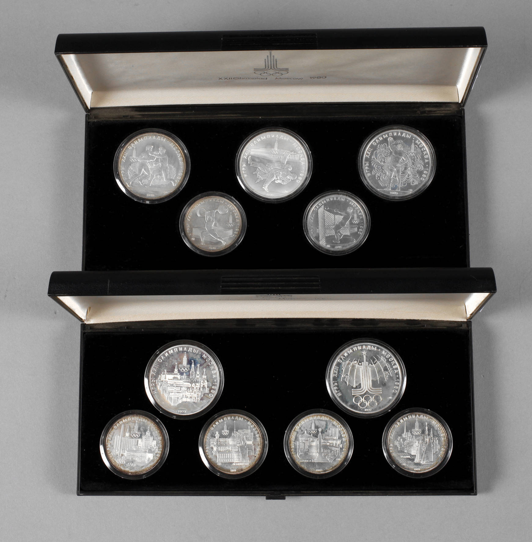 Zwei Münzsätze Olympiade Moskau