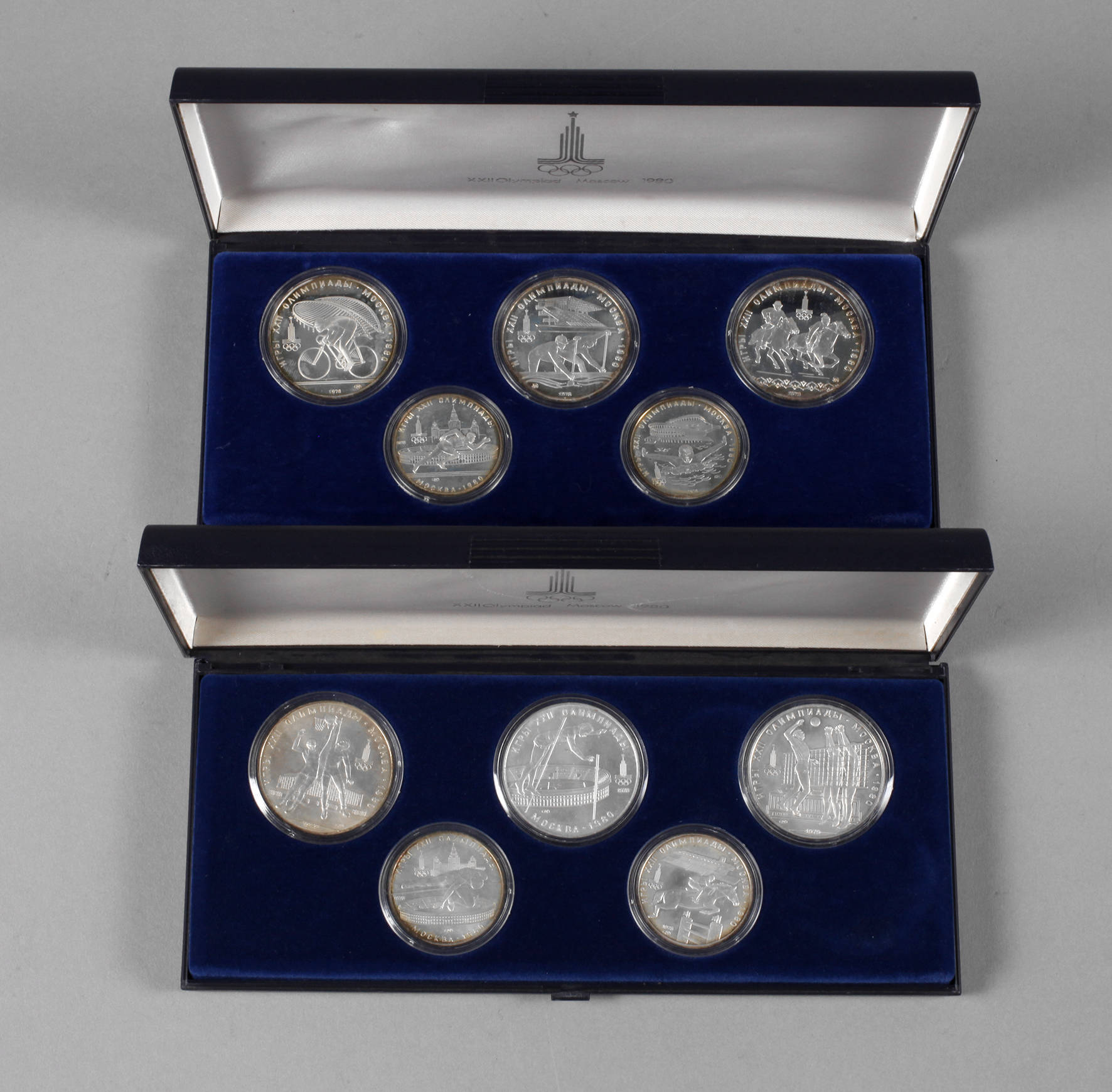 Zwei Münzsätze Olympiade Moskau
