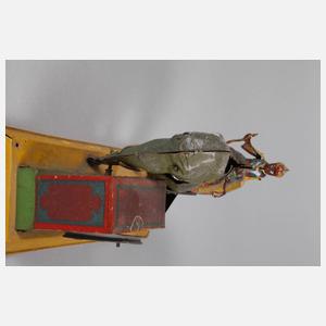 Hans Eberl Damo als Elefant mit Drehorgel