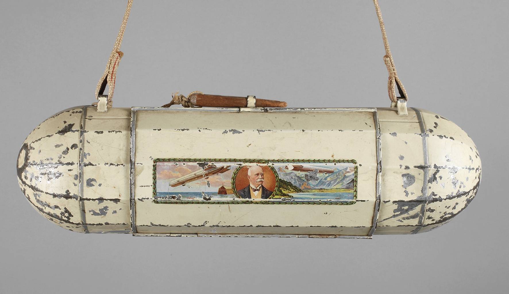 Botanisiertrommel als Zeppelin