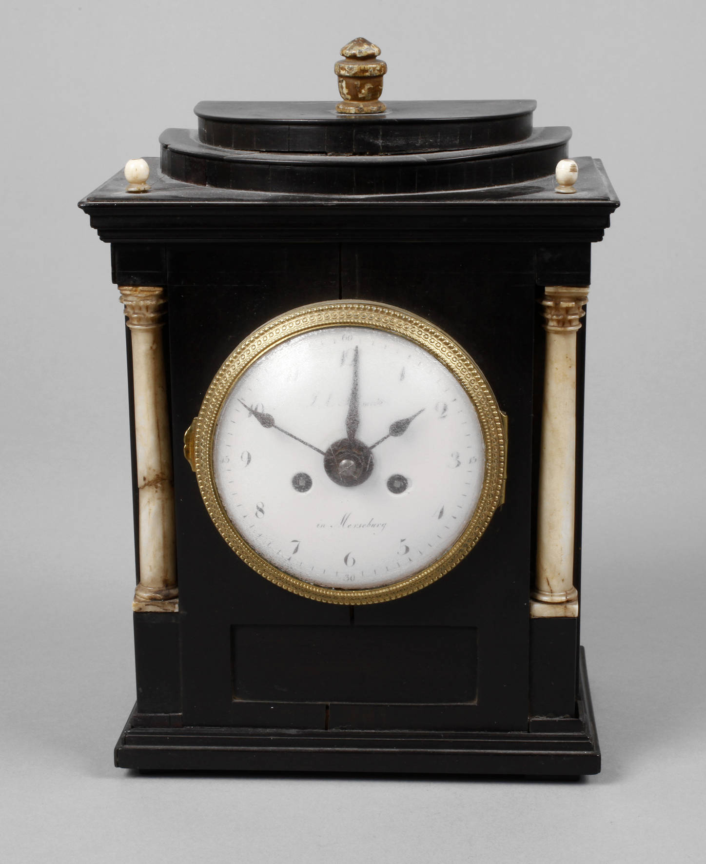 Tischuhr J. A. Schmidt Merseburg