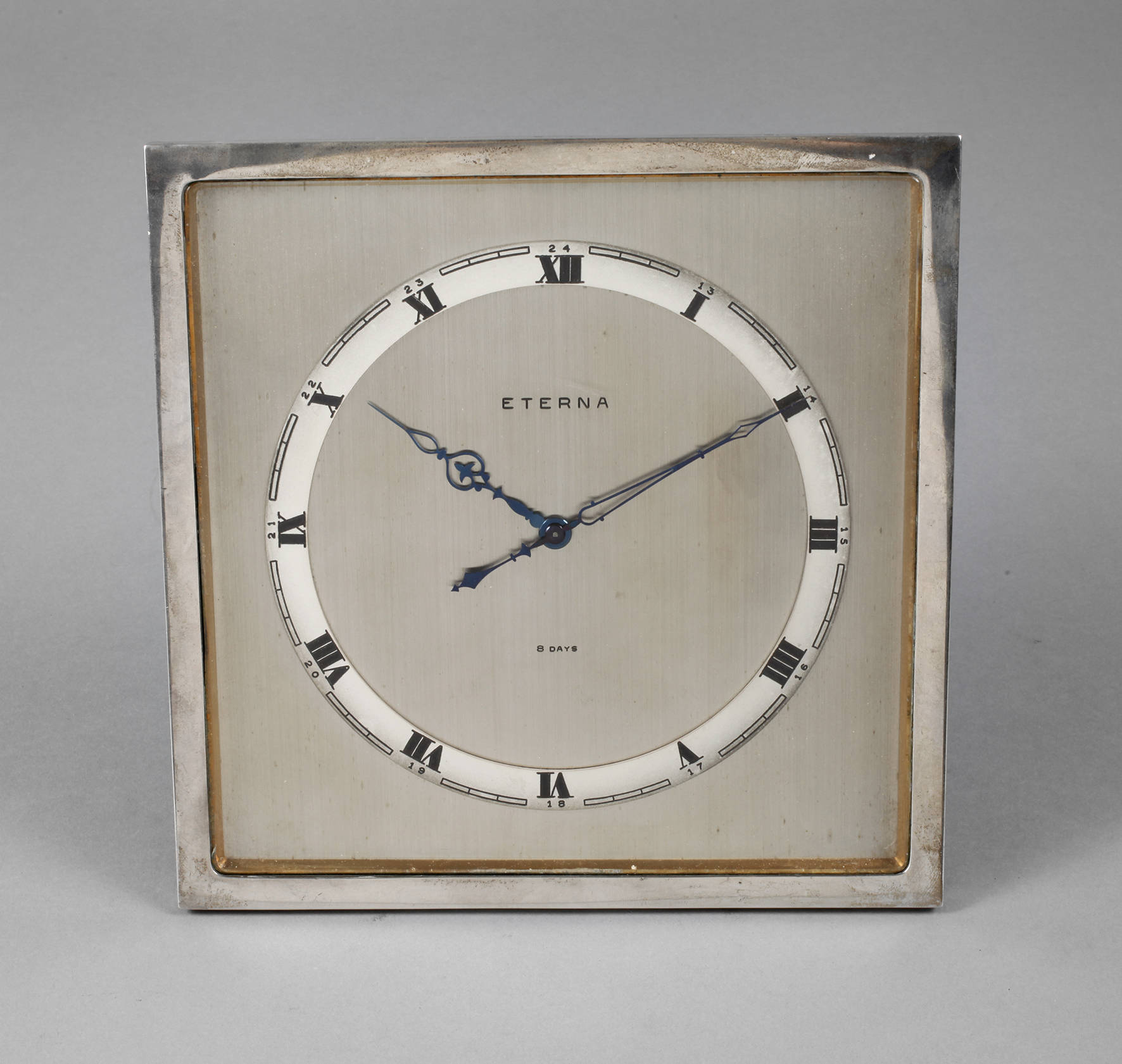 Silber Tischuhr Eterna