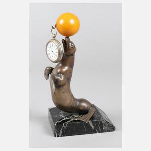 Uhrenständer mit Taschenuhr