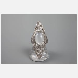 Großer Brillantring mit Mondstein