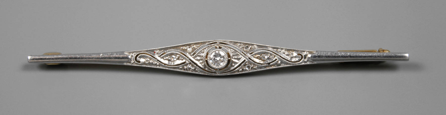 Anstecknadel mit Brillantbesatz