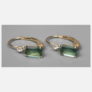 Paar Ohrringe mit Smaragd