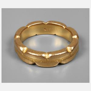 Ring aus 900 Gelbgold