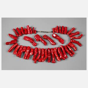 Großes Korallencollier