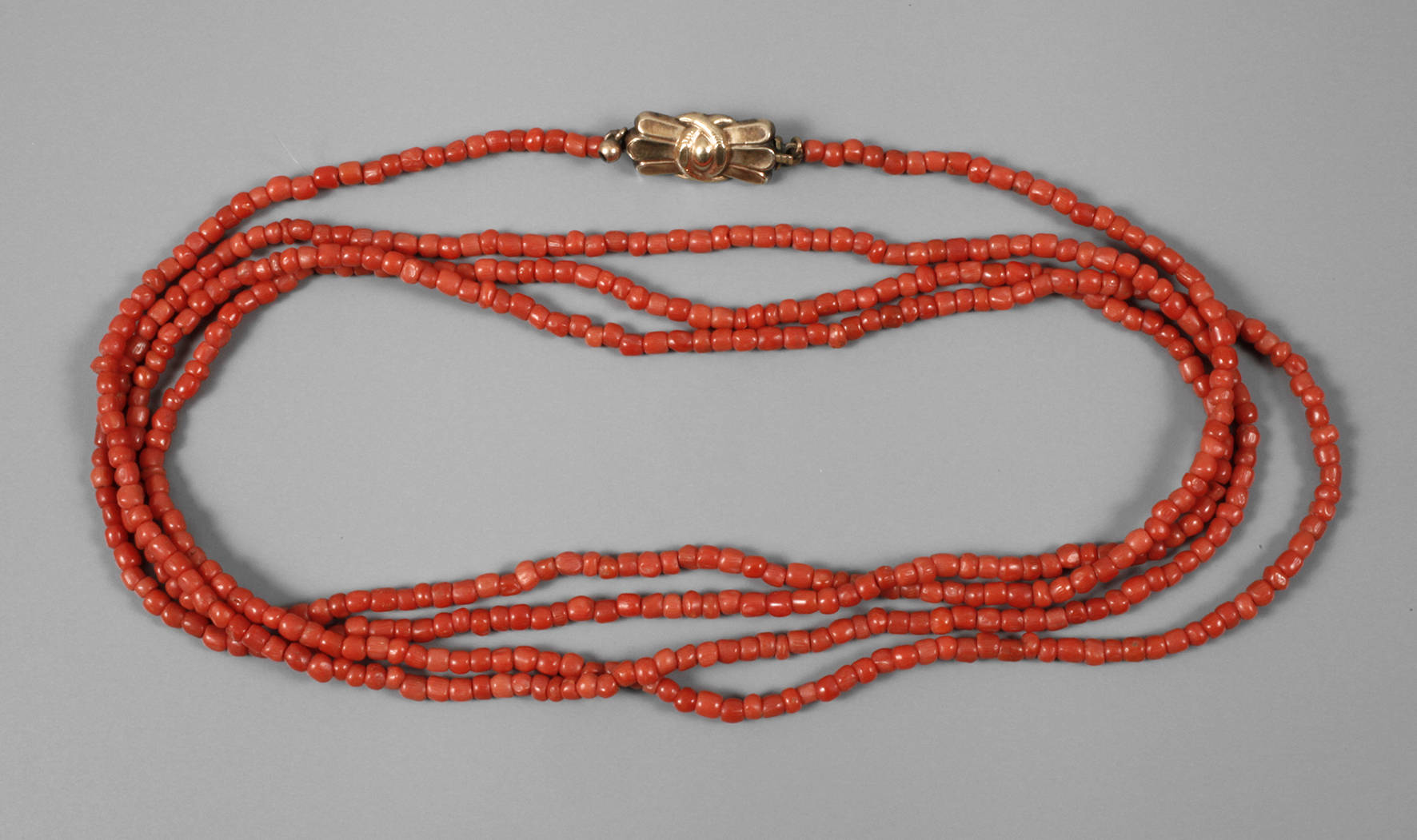 Lange Korallenkette