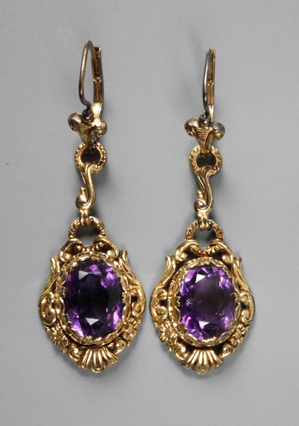 Paar Ohrhänger mit Amethyst