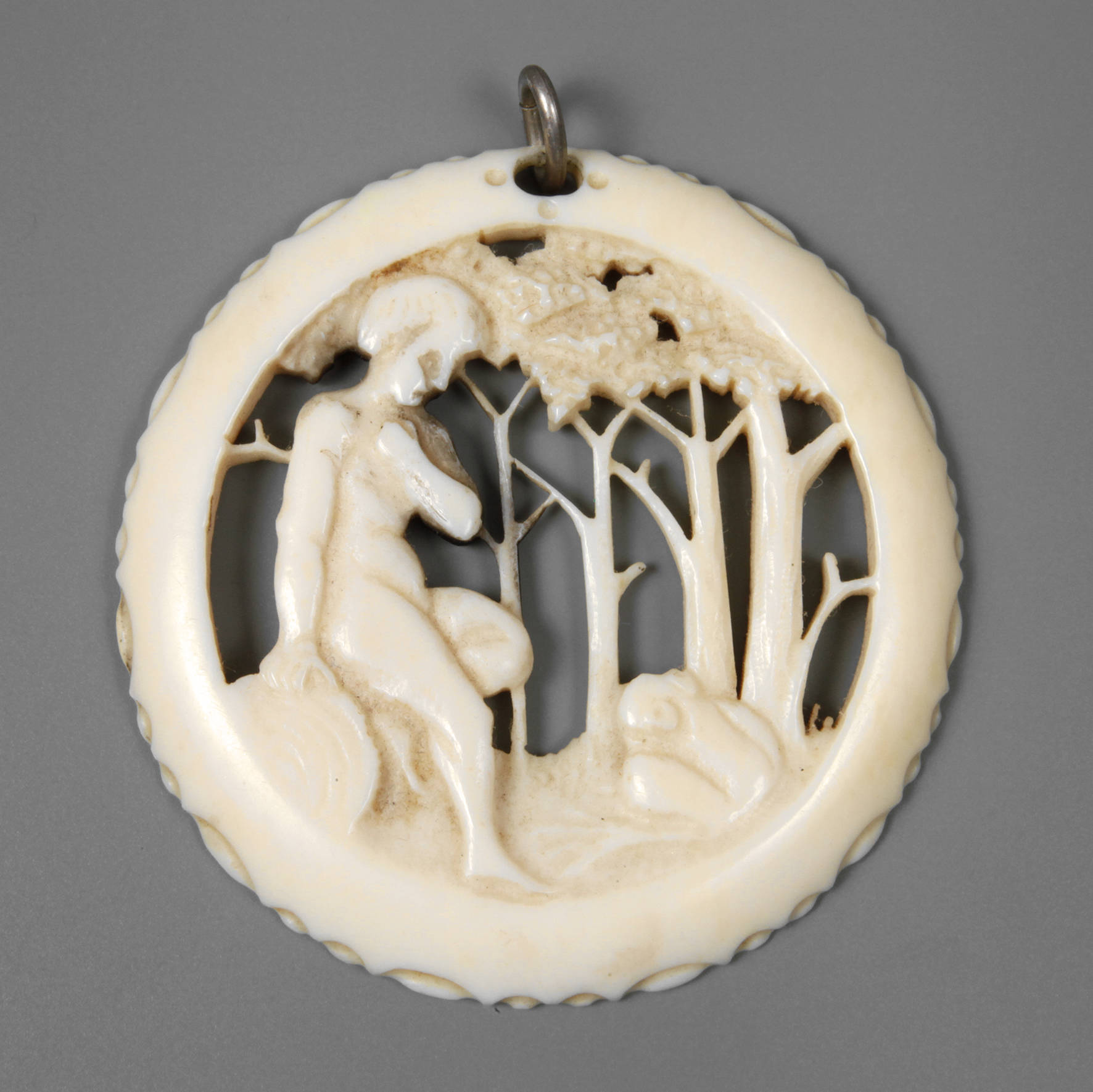 Anhänger Elfenbein Erbach