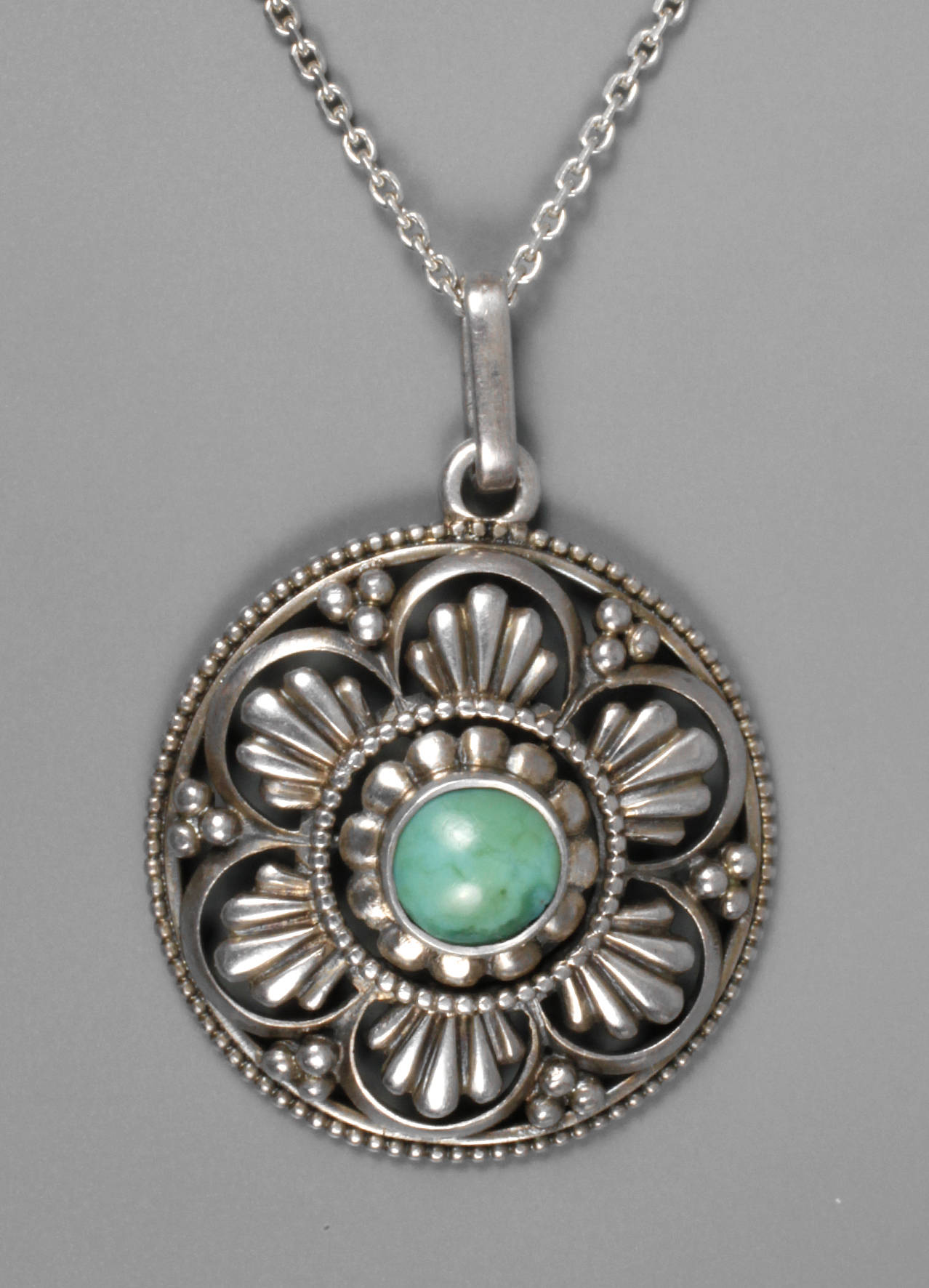 Jugendstilanhänger mit Türkis