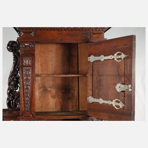 Anrichte im Renaissancestil