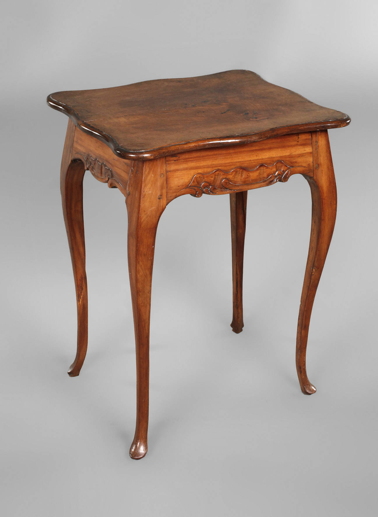 Kleines Barocktischchen