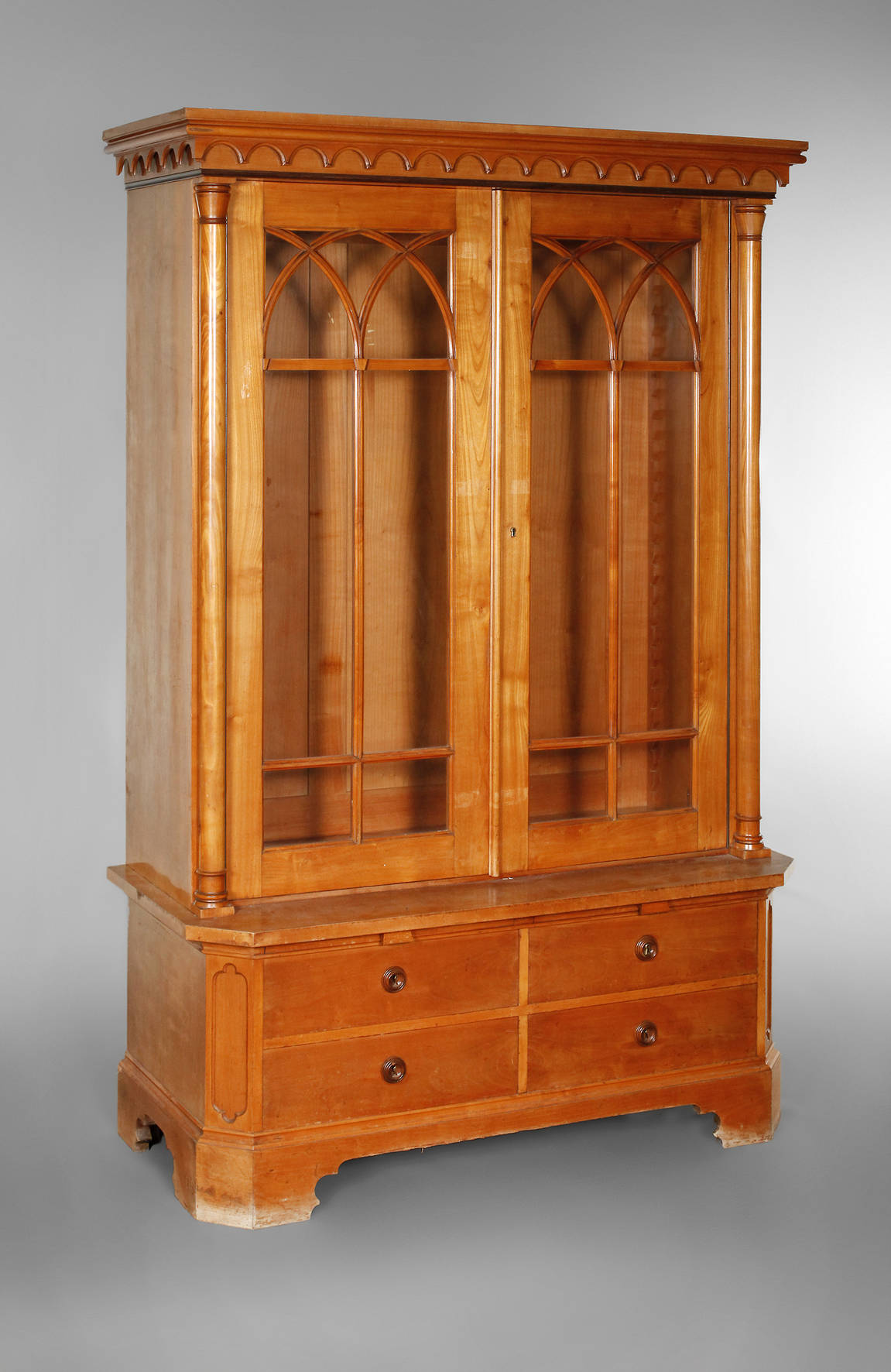 Bücherschrank Kirschbaum