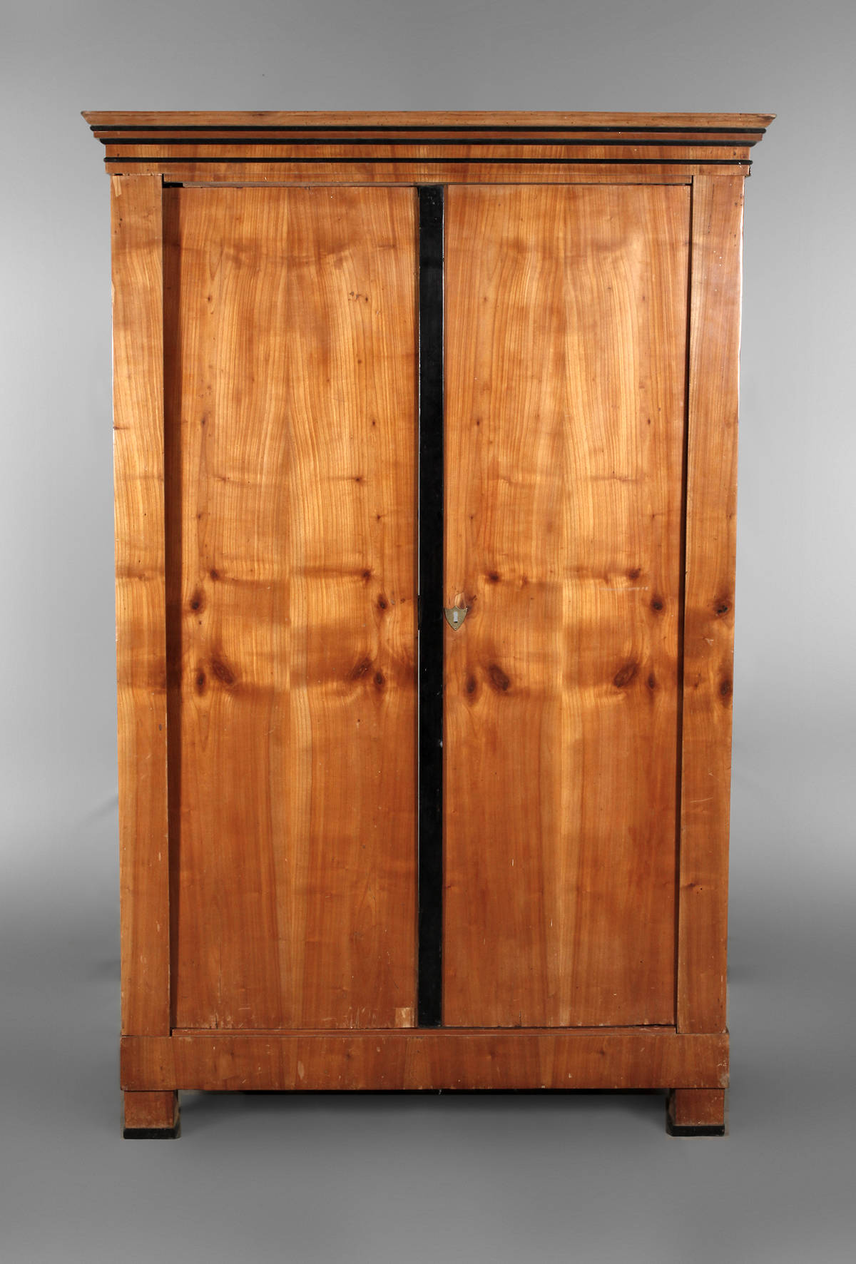 Biedermeierschrank Kirschbaum