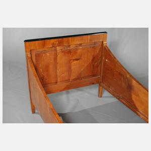 Biedermeierbett