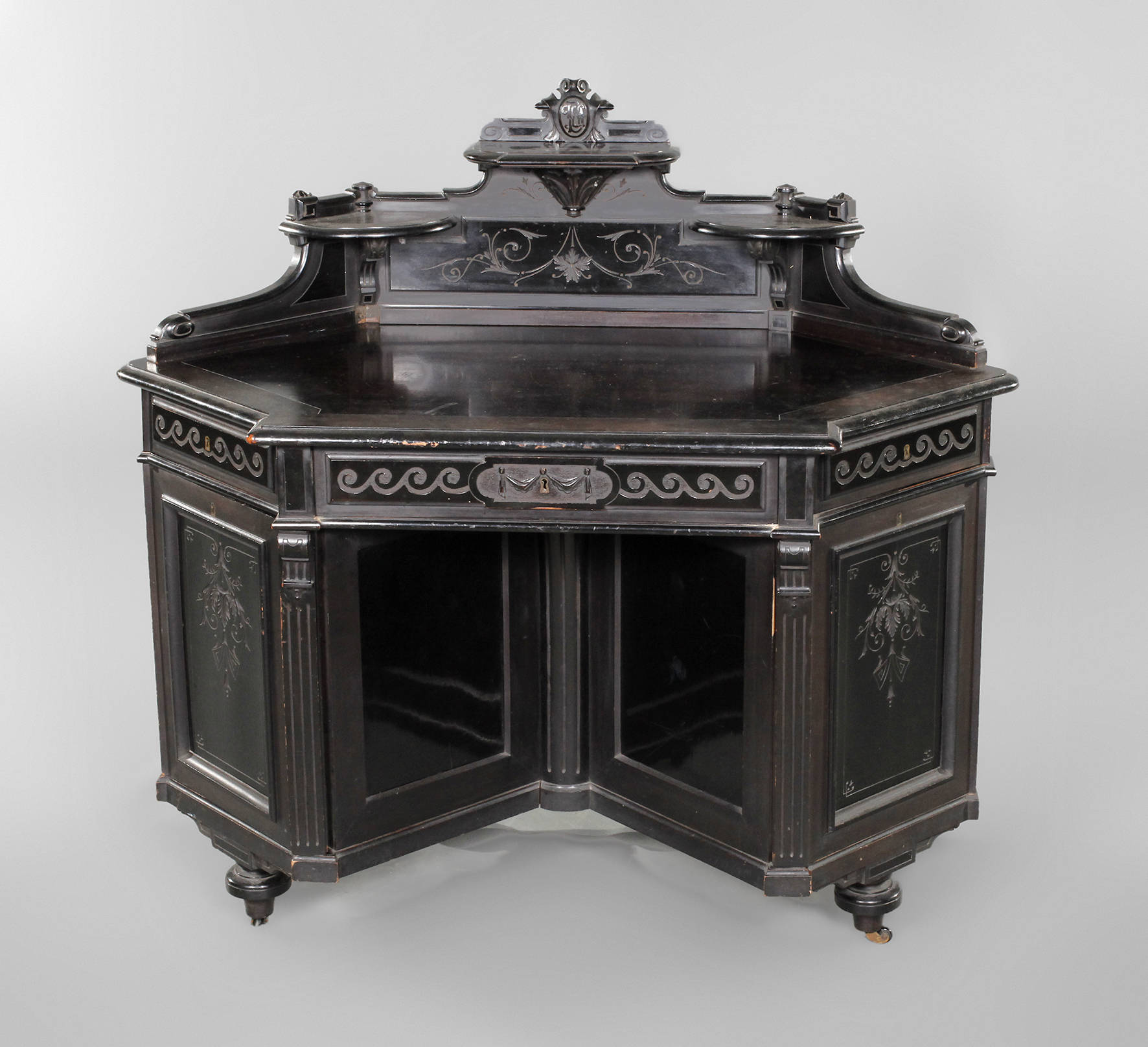 Kleiner Eckschreibtisch