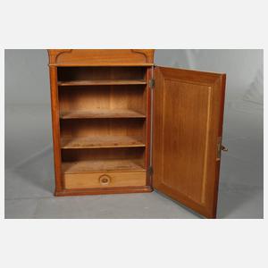 Jugendstil-Wandschrank