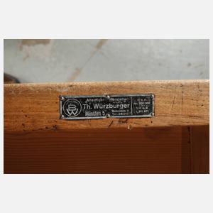 Großer Arbeitstisch