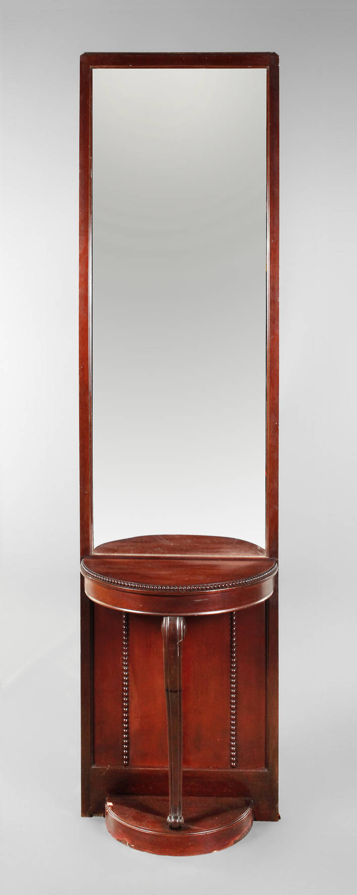 Pfeilerspiegel mit Konsole