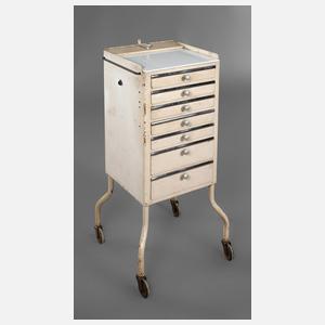 Zahnarzt-Instrumentenschrank