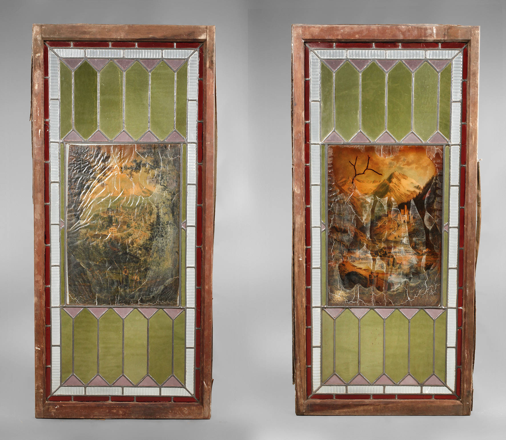 Paar Bleiglasfenster