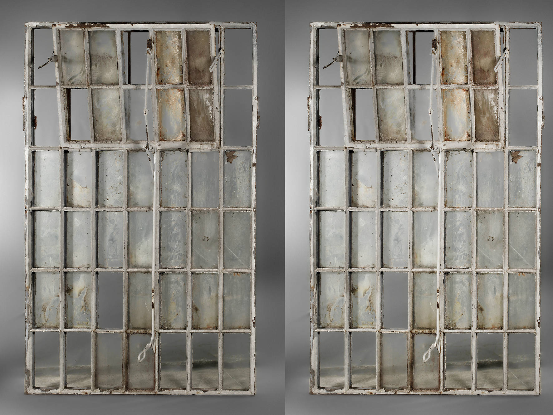 Paar große Industriefenster mit Doppelverglasung