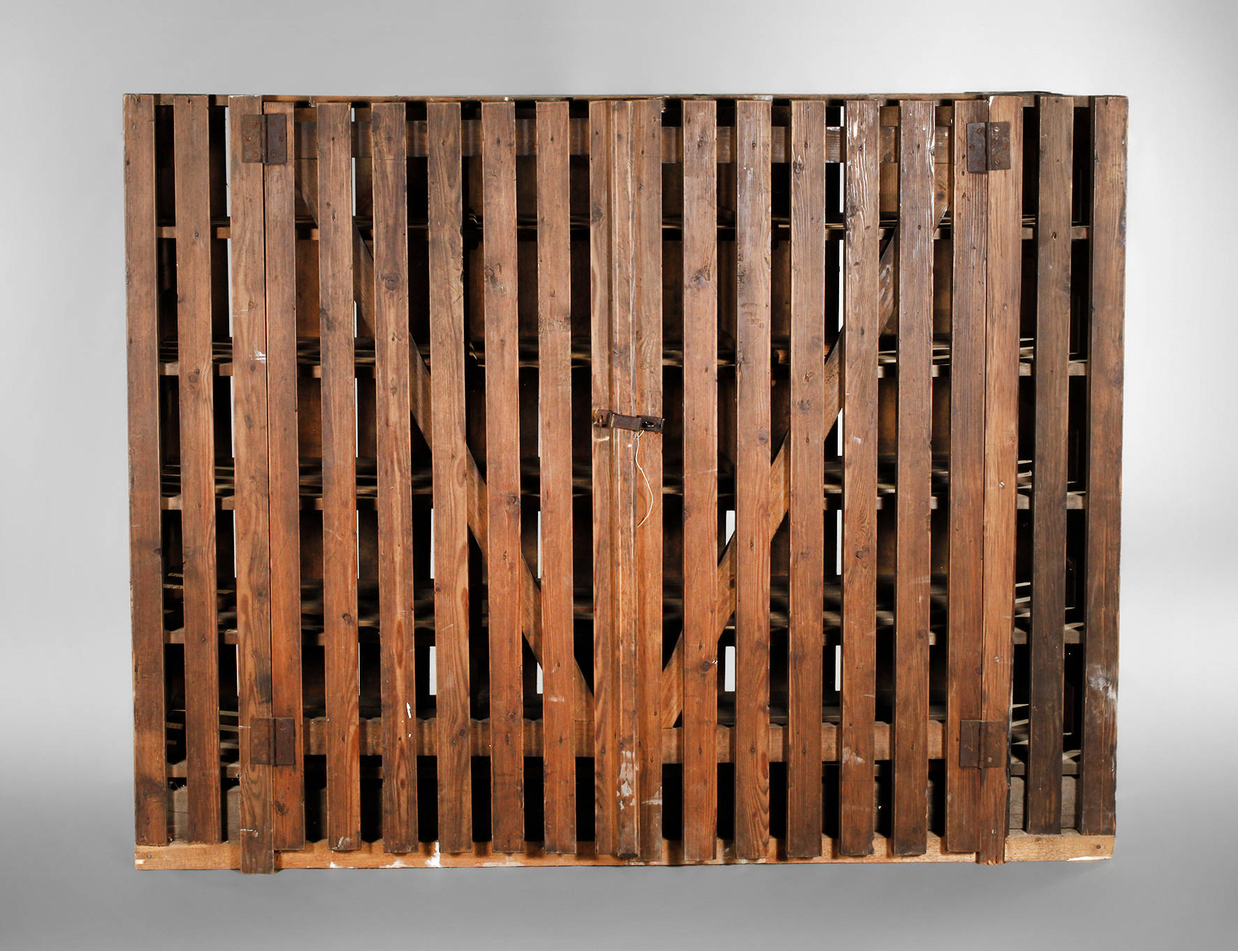 Großer Vorratsschrank