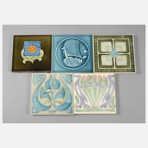 Fünf Jugendstilfliesen