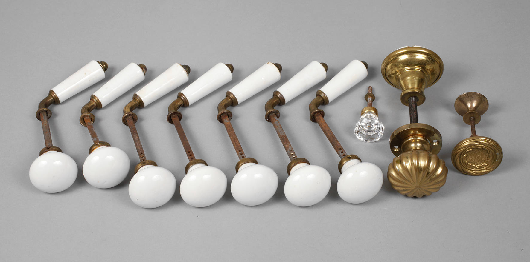 Posten Porzellantürgriffe