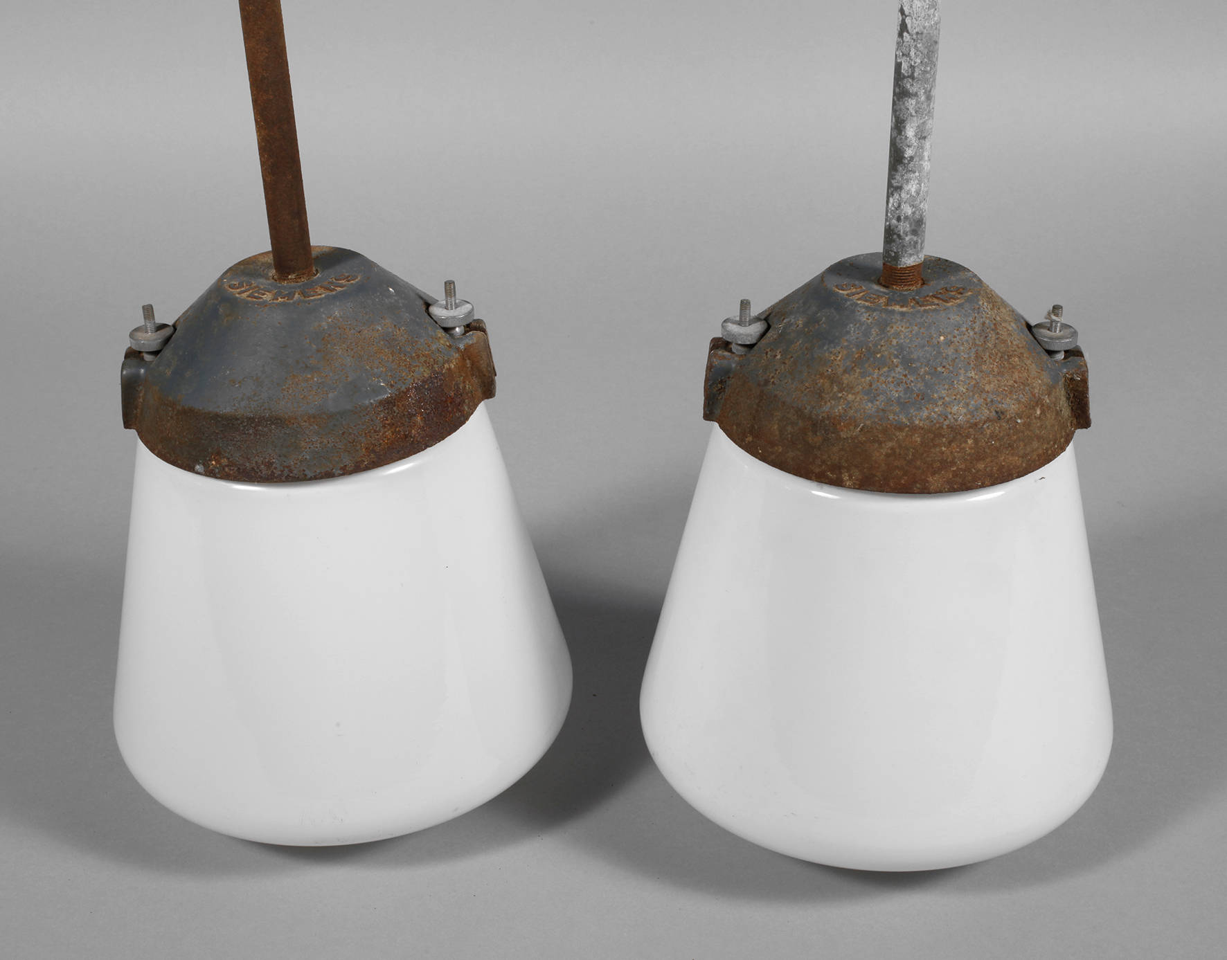 Paar Industriedeckenlampen