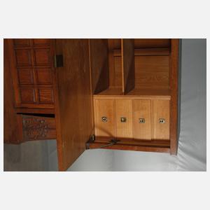 Außergewöhnlicher Sekretär