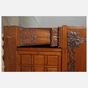 Außergewöhnlicher Sekretär