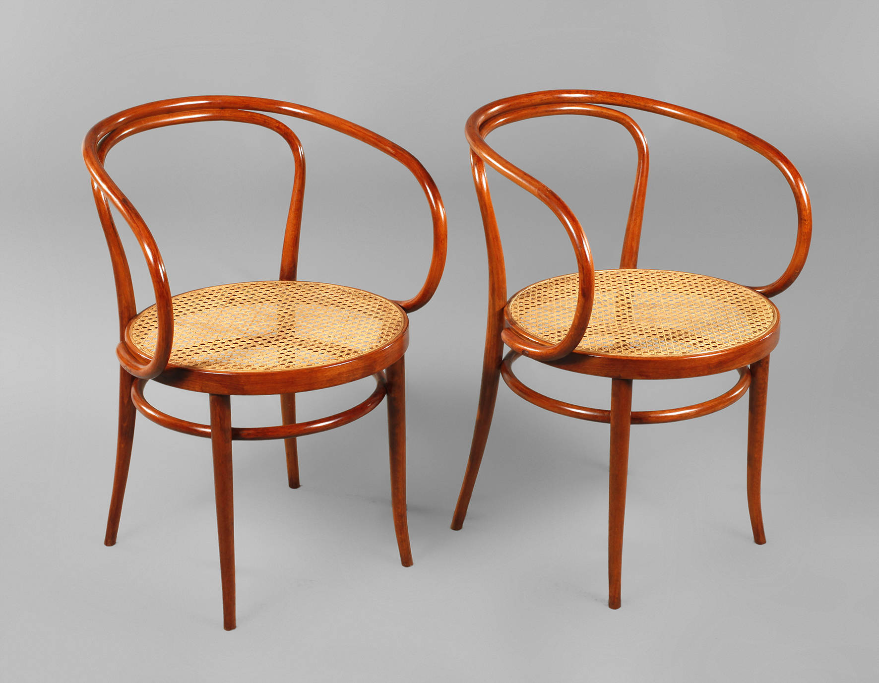 Paar Armlehnsessel Kohn