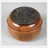 Deckeldose mit Plakette111