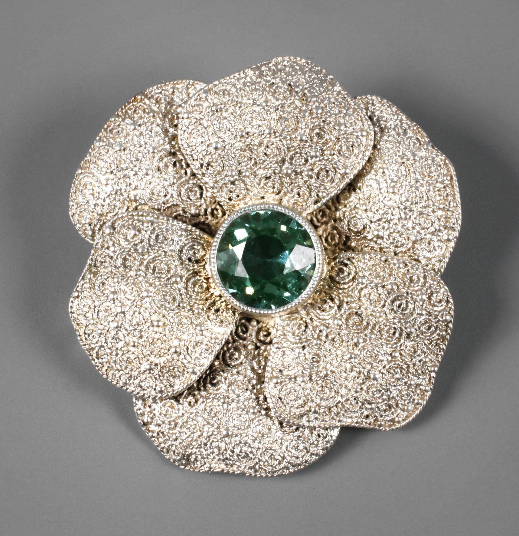 Theodor Fahrner, Brosche