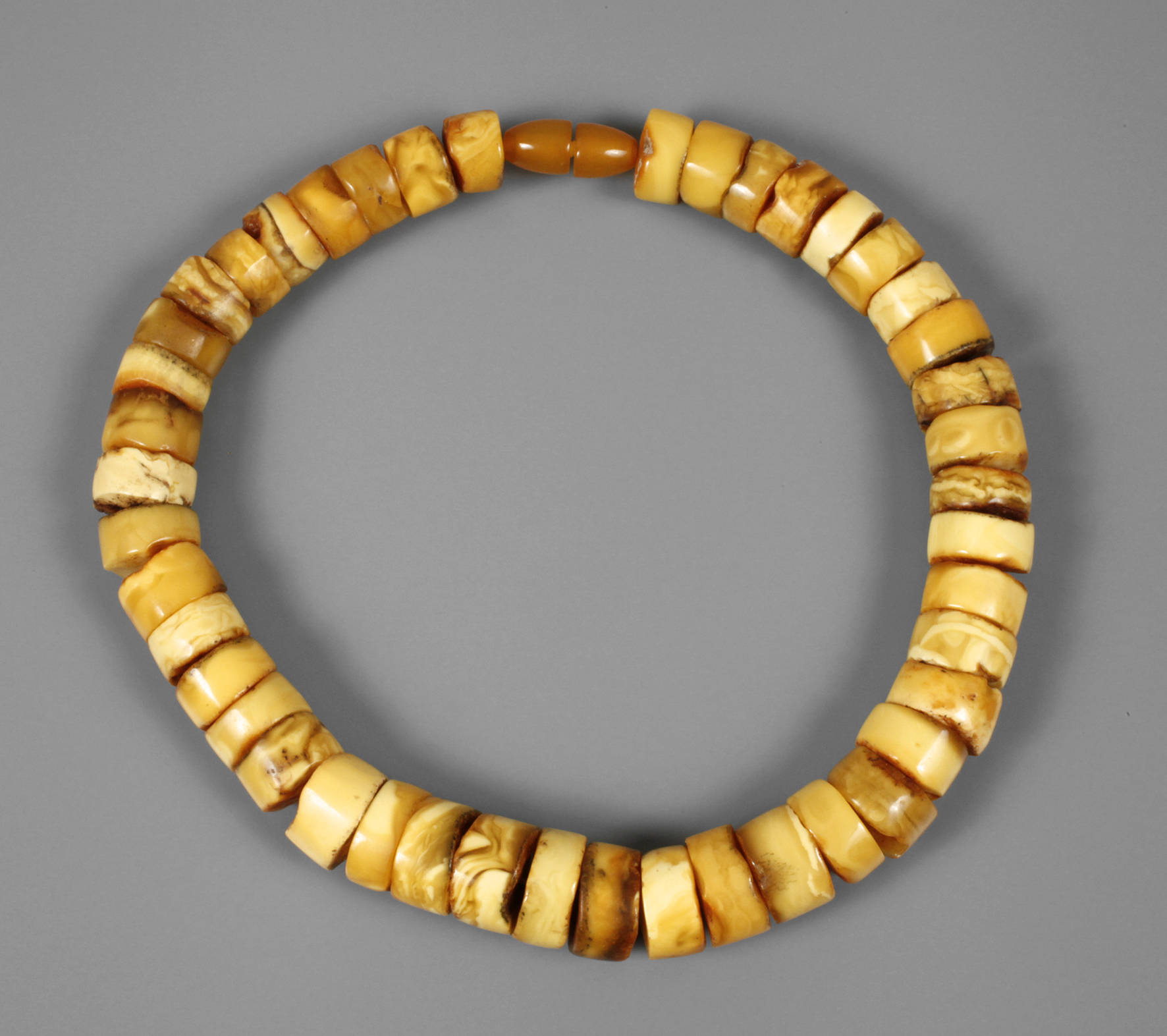 Collier aus Bastard-Bernstein