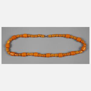 Kette Bernsteinimitat